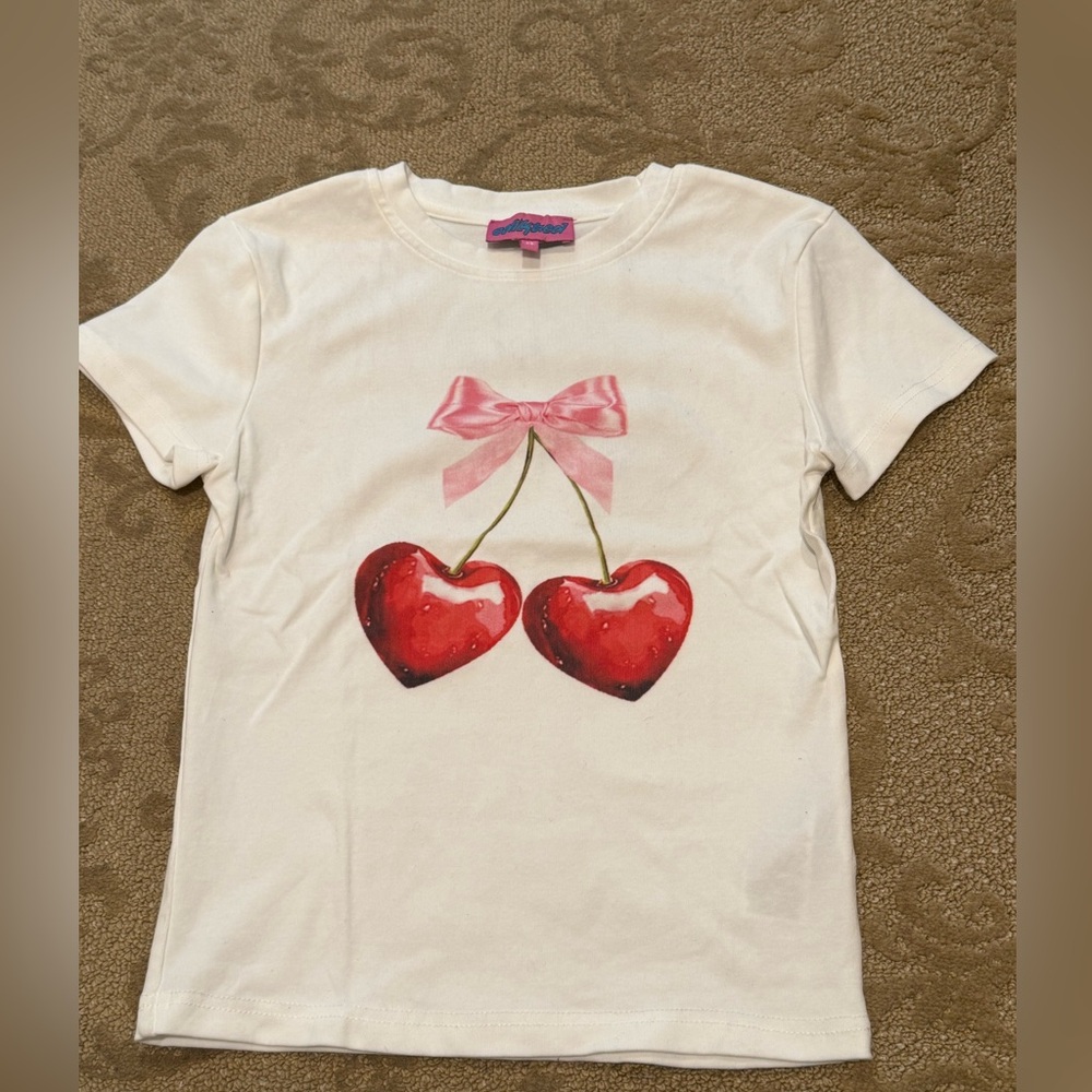 Edikted t shirt XS with cherry and bow